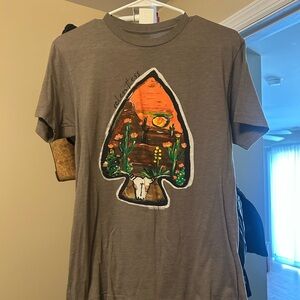 Graphic Tee with Arrowhead Design